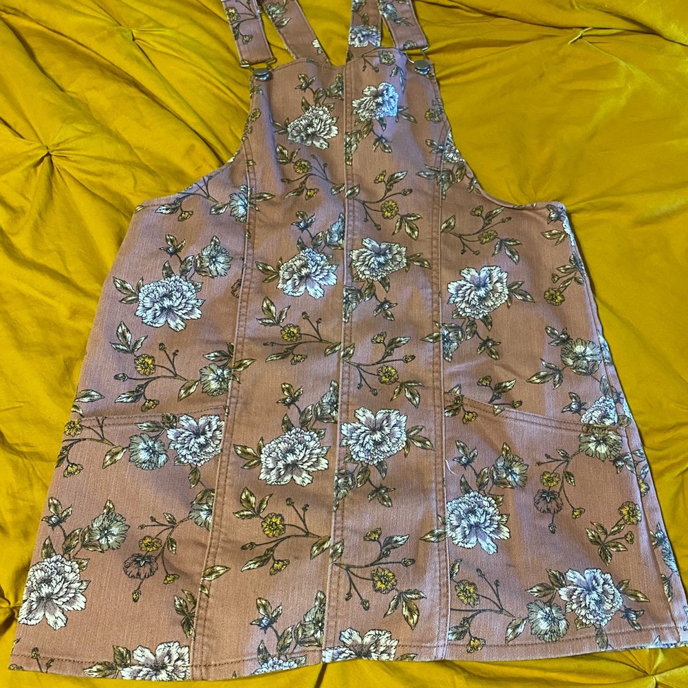 Overall dress